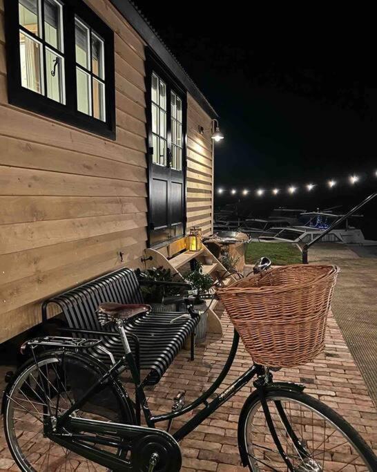 Island Hut - Outdoor Bath Tub, Firepit And Water Equipment Apartamento Saltford Exterior foto